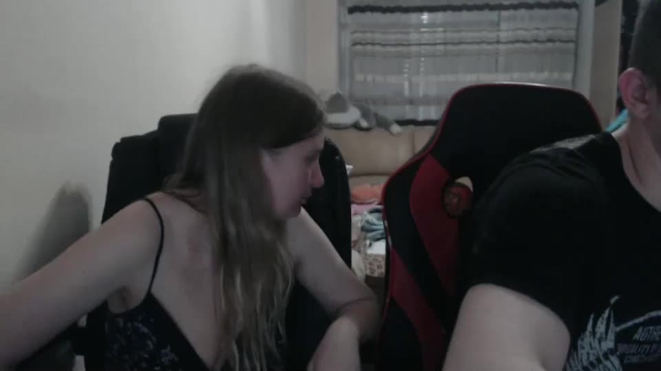 jenisandpeter Live Sex December 13, 2025