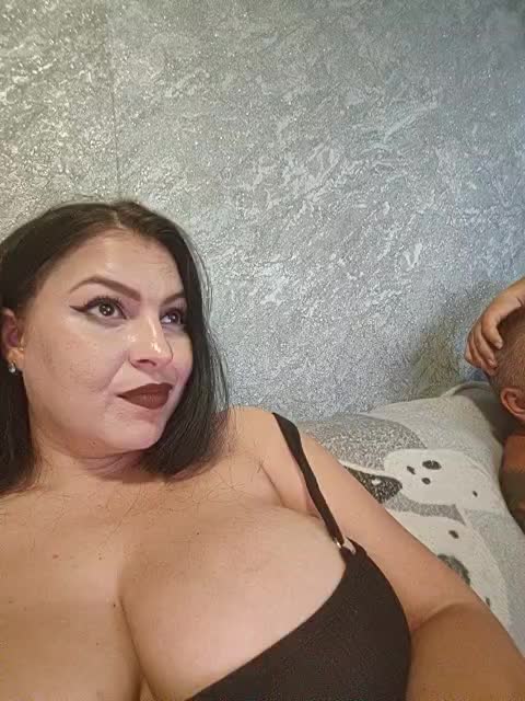 Cleopatra1990 Live Sex December 17, 2025