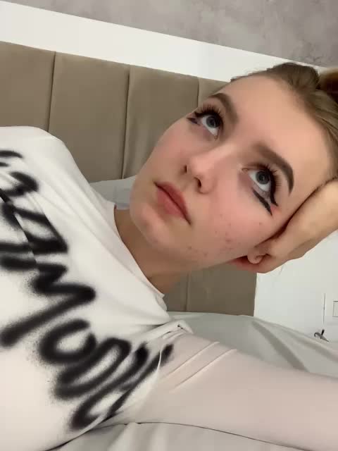 -Nezukoo- Live Sex December 13, 2025