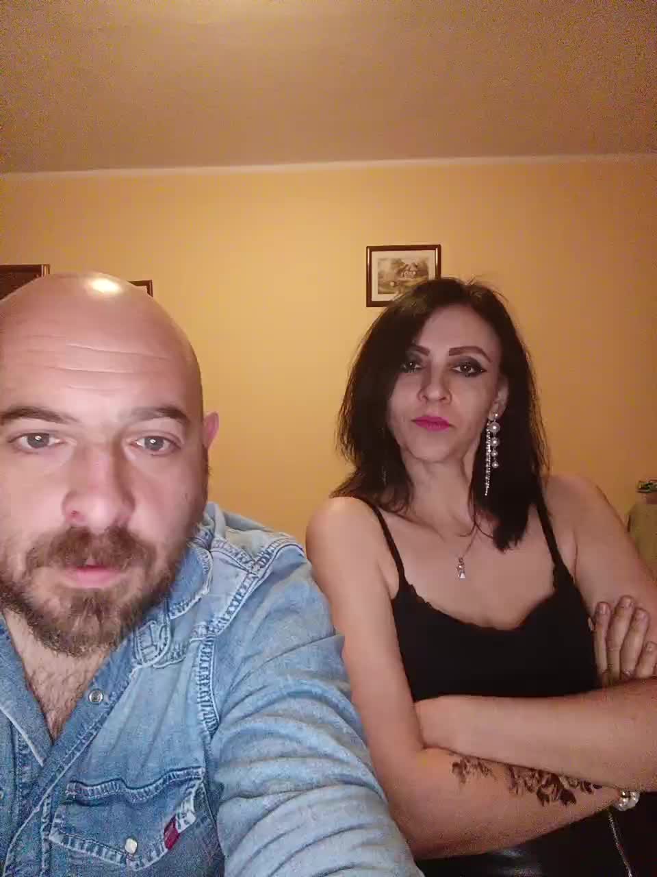 WikiBitch Live Sex December 14, 2025