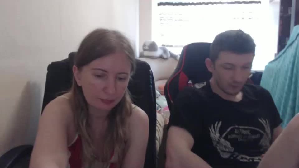 jenisandpeter Live Sex December 13, 2025