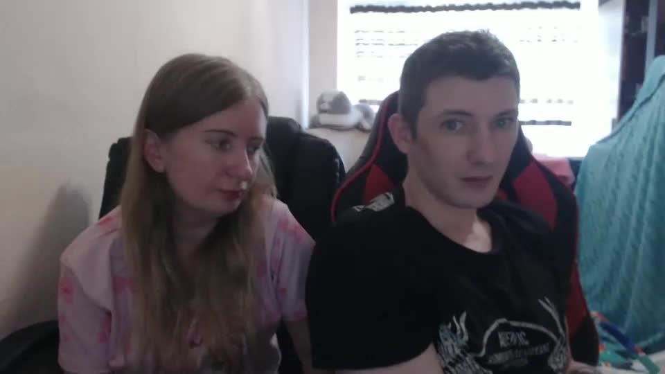 jenisandpeter Live Sex December 13, 2025