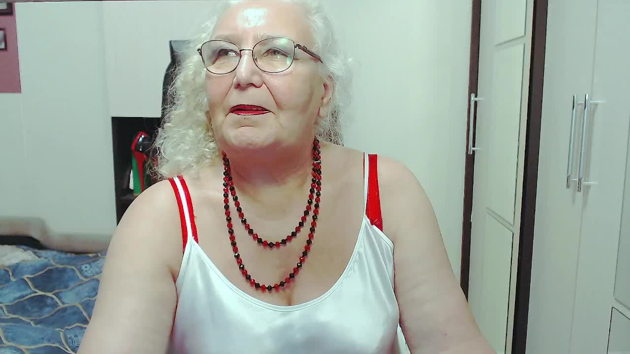 GrannyWants Live Sex December 17, 2025