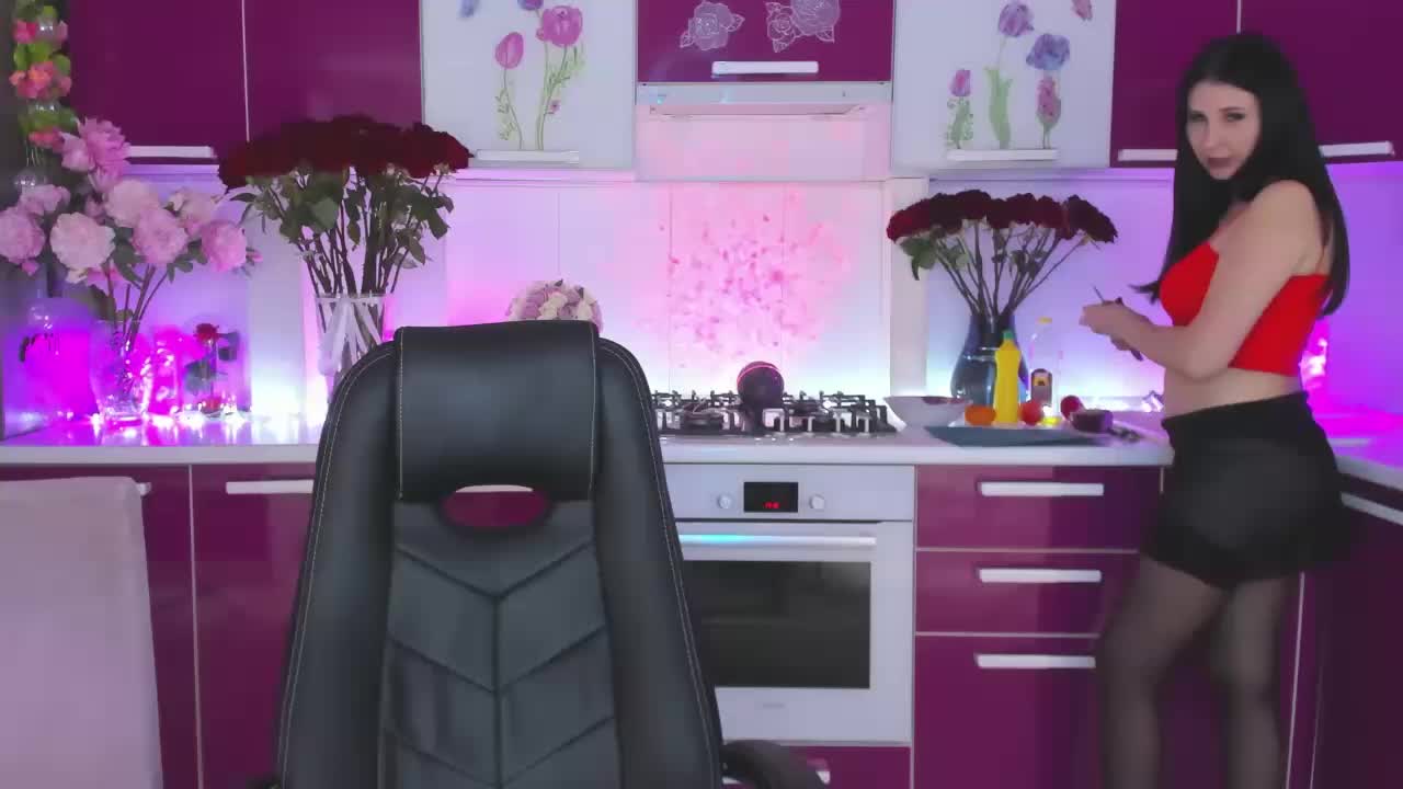 Olivija2020 Live Sex December 14, 2025