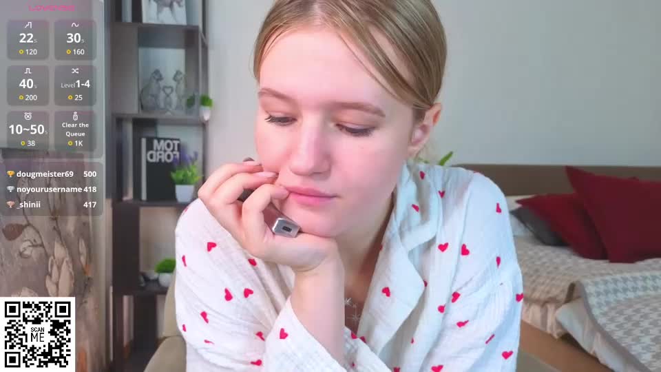 emilyhewell Live Sex December 17, 2025