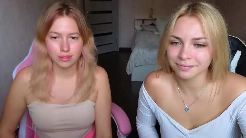 stefany_and_bettany Live Sex December 13, 2025