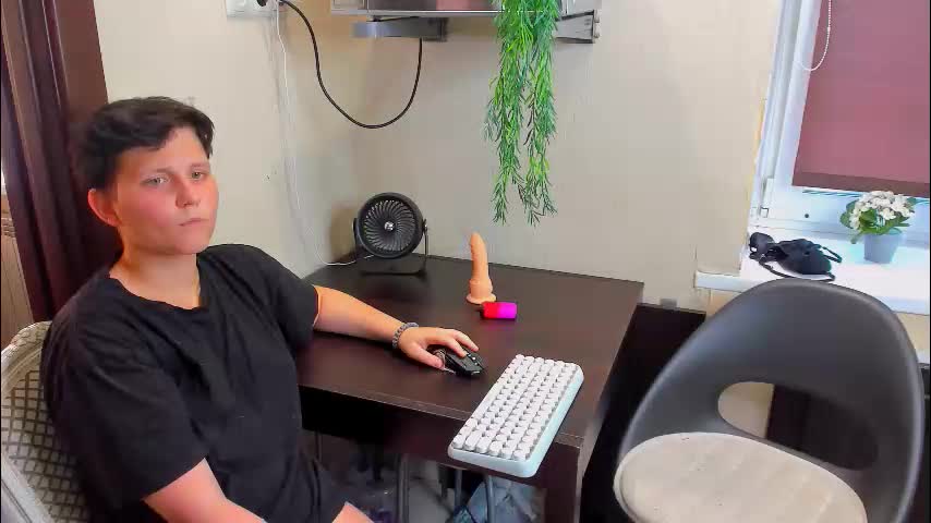 raven_radiant Live Sex December 19, 2025