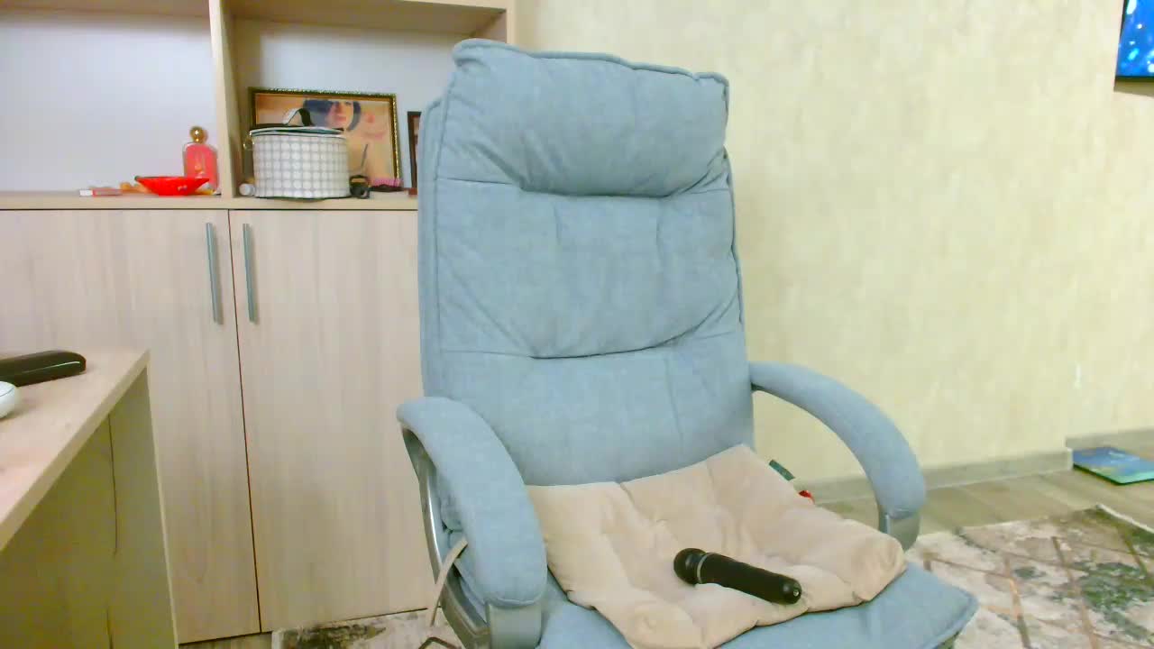 Brionia Live Sex December 13, 2025