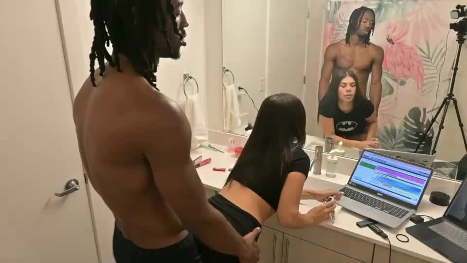 mycreamydreams Live Sex December 13, 2025