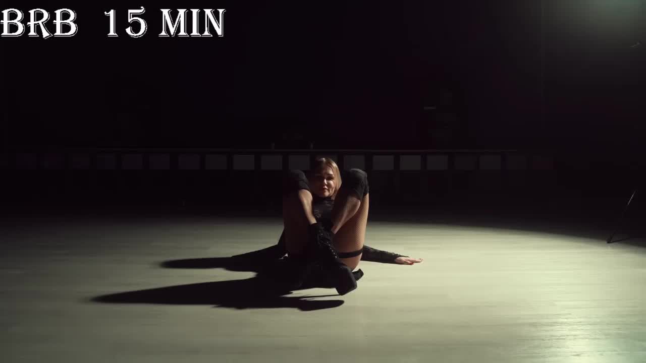 Lisa1225 Live Sex December 17, 2025