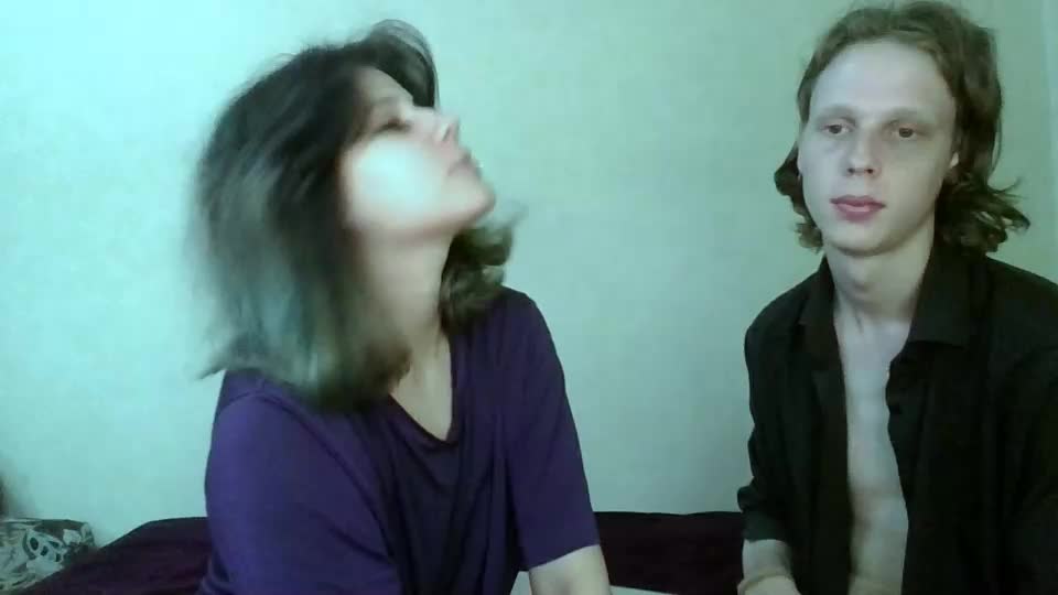 crystal_porn_love Live Sex August 14, 2025