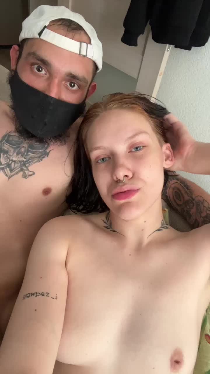 muzhzhena911 Live Sex December 15, 2025