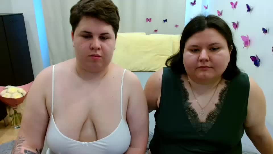 beckyandellen Live Sex December 14, 2025