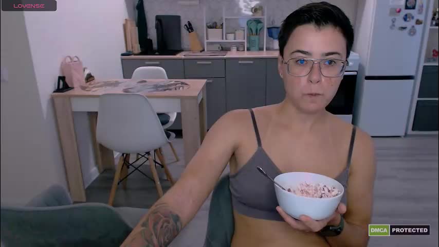 chloe_x_ Live Sex December 13, 2025