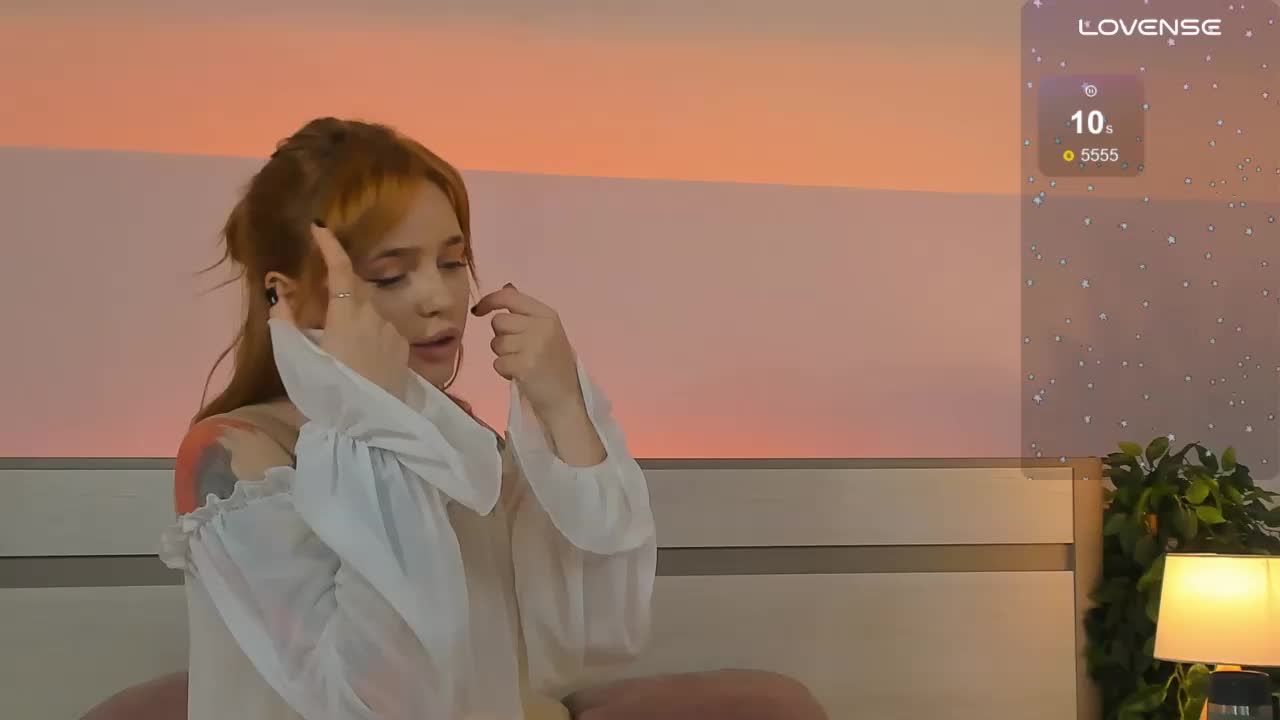 Phoenix_Margo Live Sex December 17, 2025