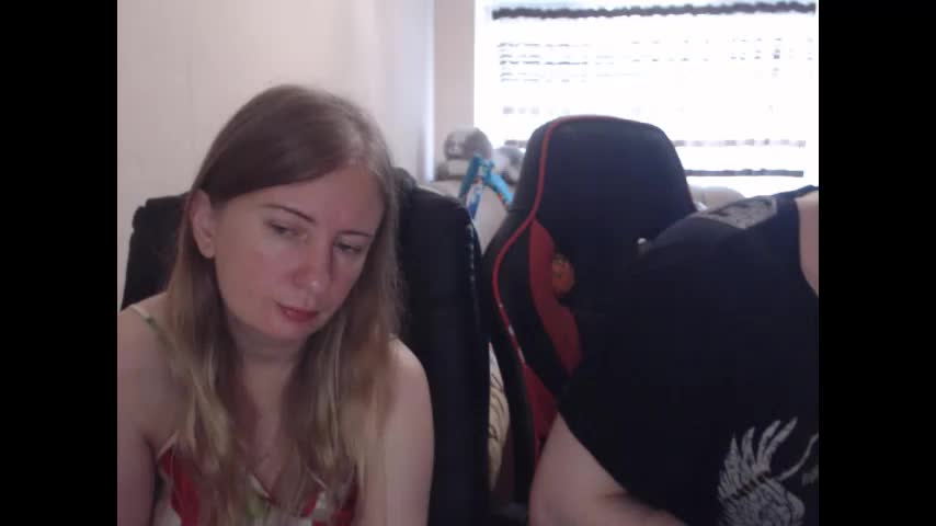 jenisandpeter Live Sex December 13, 2025