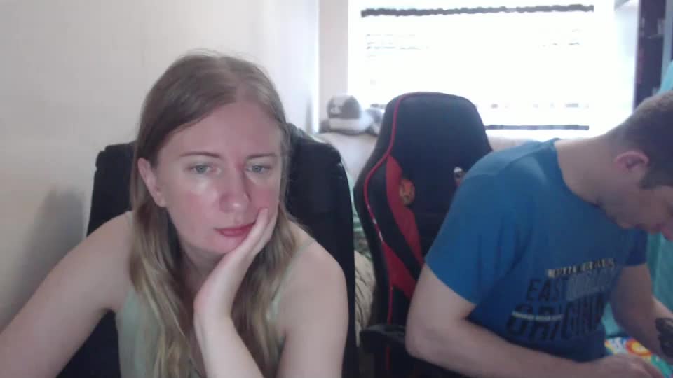 jenisandpeter Live Sex December 13, 2025