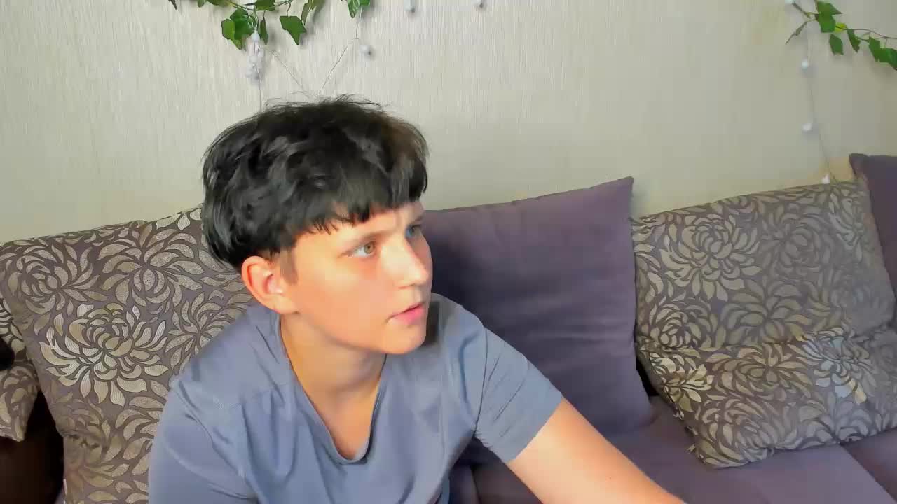 Raven-Radiant Live Sex December 13, 2025