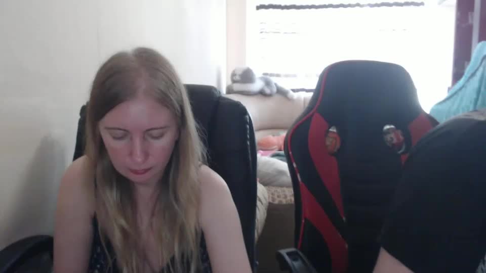 jenisandpeter Live Sex December 13, 2025