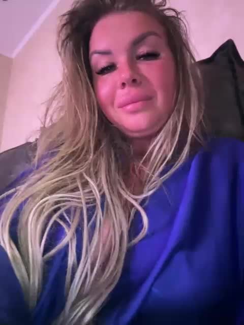 VictoriaFoxxx Live Sex December 14, 2025