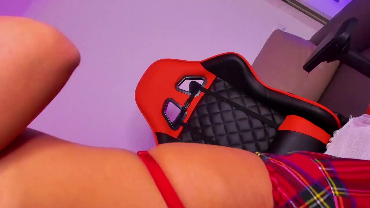 Lynx Live Sex December 14, 2025