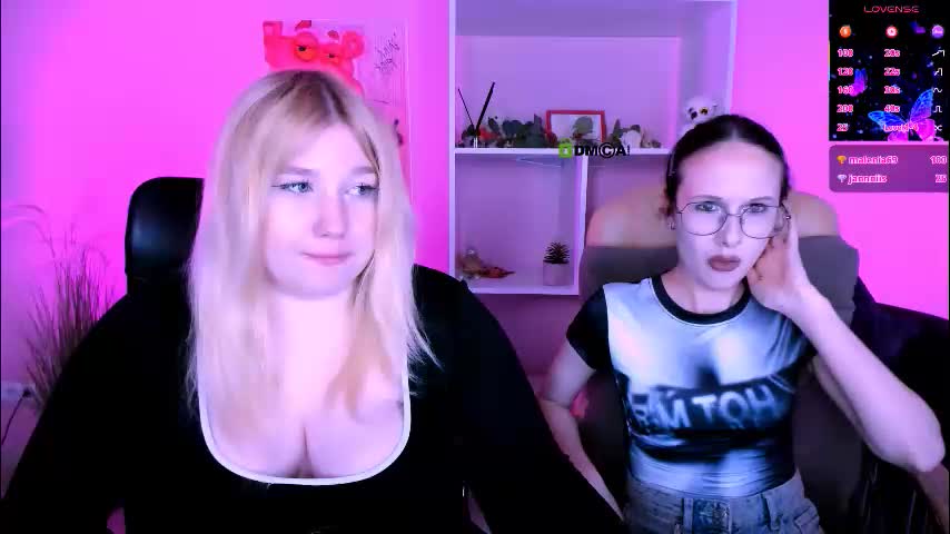 mona_cloud Live Sex December 14, 2025