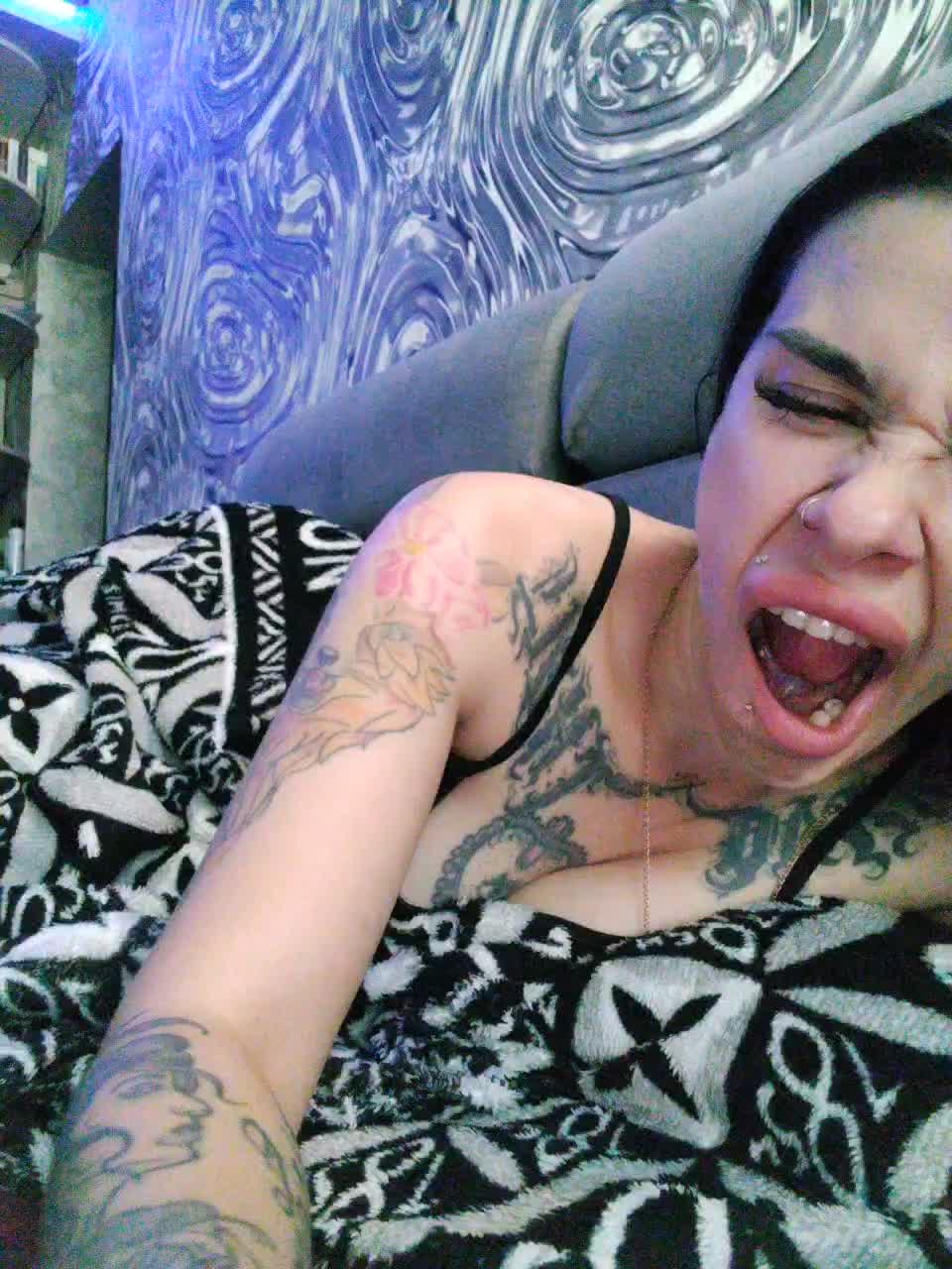 deva_maria Live Sex December 15, 2025