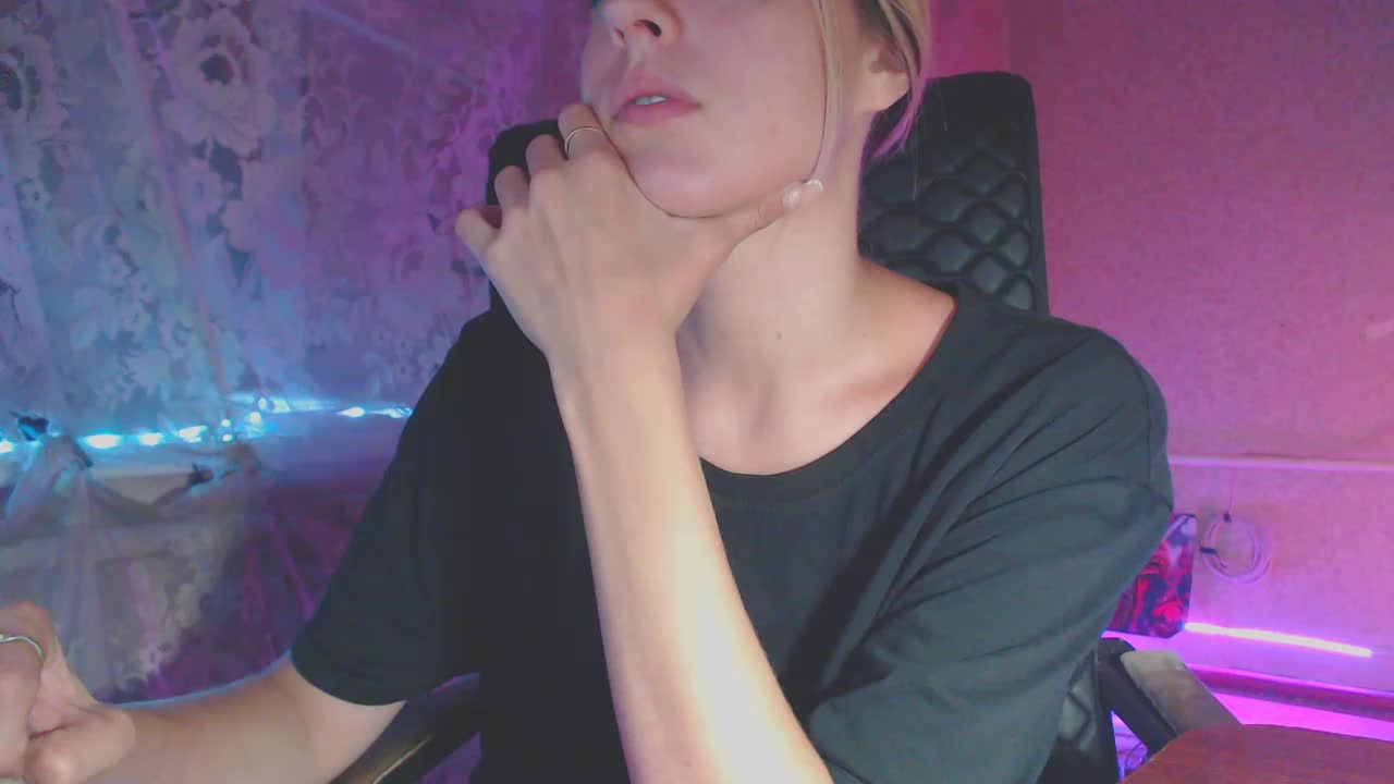 Babymuro4ka Live Sex December 17, 2025