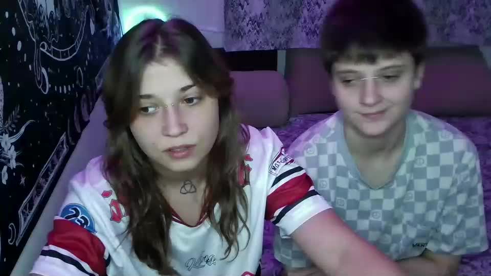 aliens4twenty Live Sex December 14, 2025