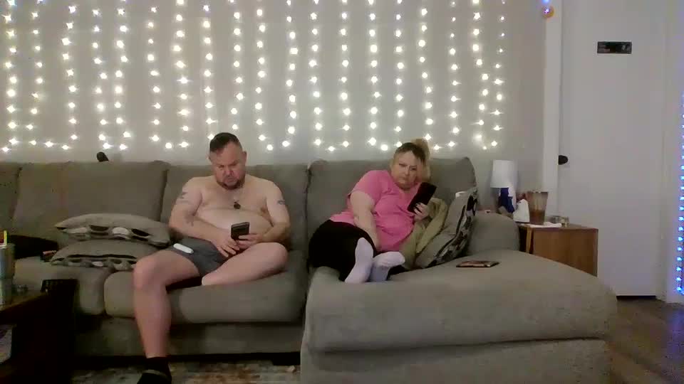 victoriaandjesse Live Sex December 17, 2025