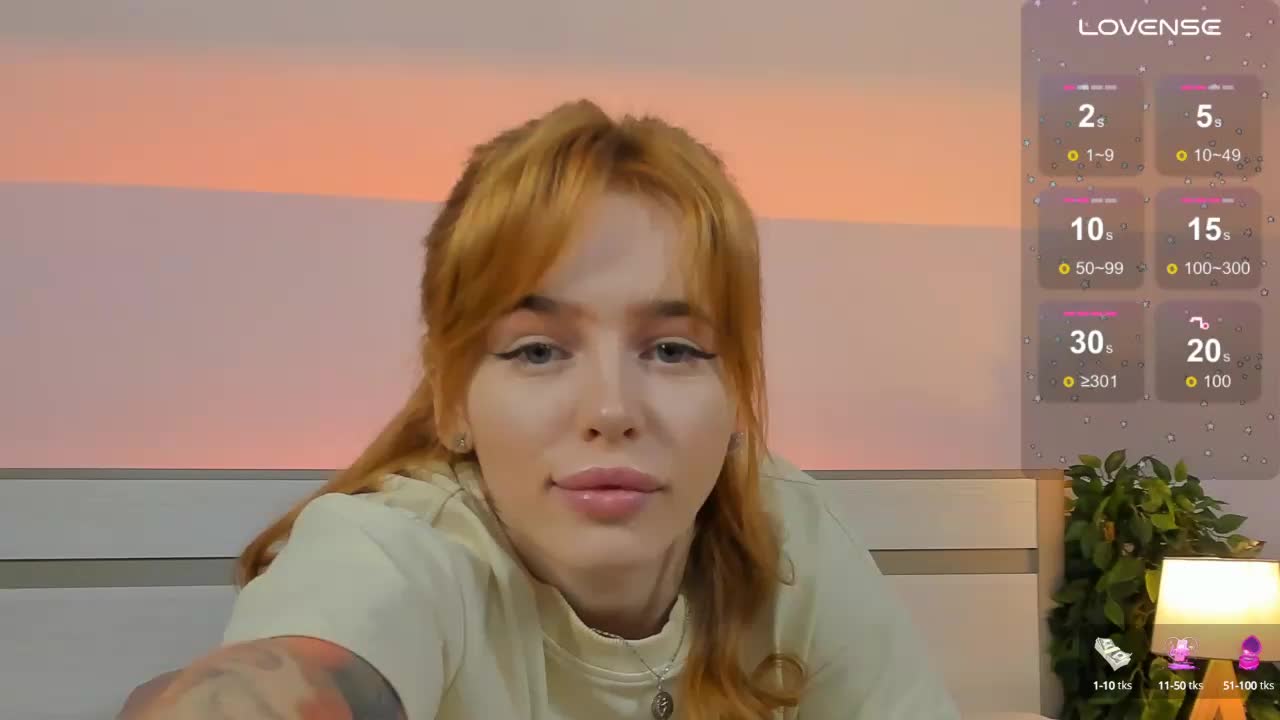 Phoenix_Margo Live Sex December 17, 2025