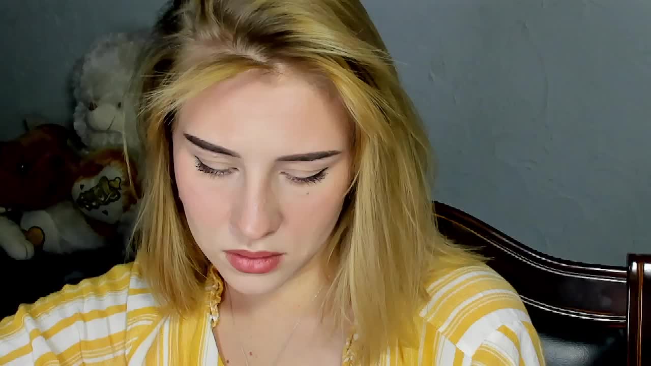 KissyKristy Live Sex December 17, 2025