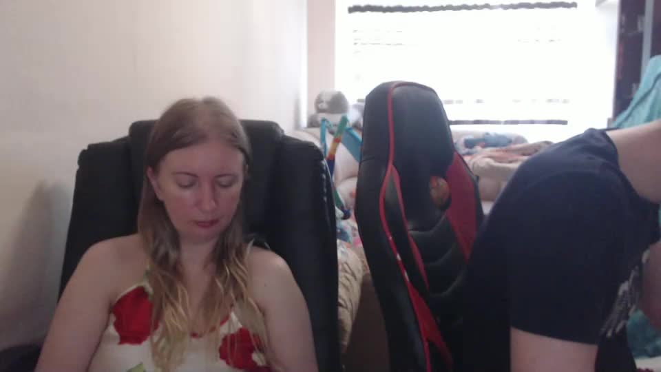 jenisandpeter Live Sex December 13, 2025