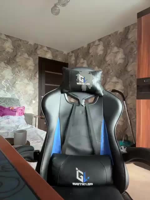 WhiteFox777 Live Sex December 14, 2025