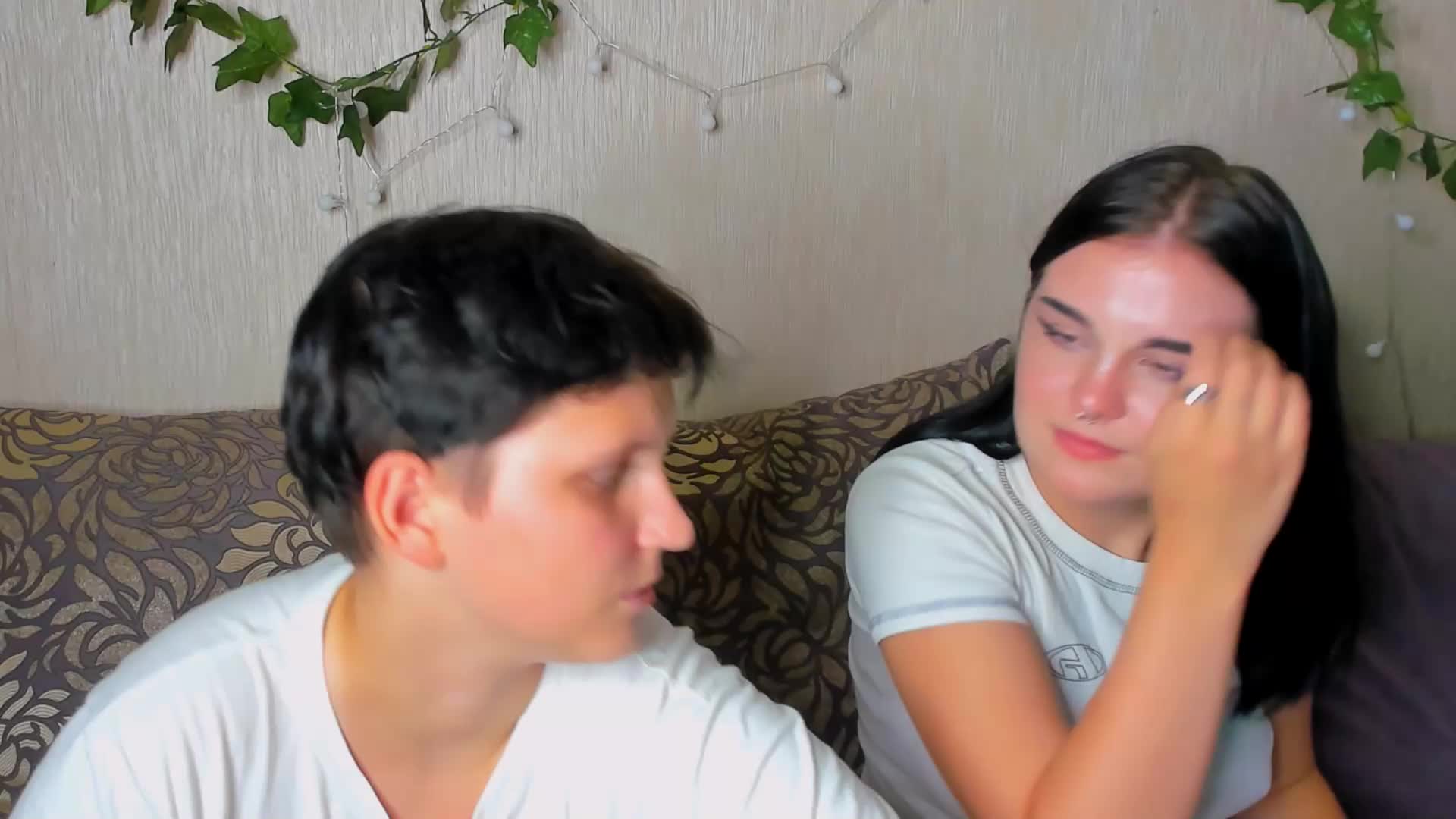 Raven-Radiant Live Sex December 13, 2025