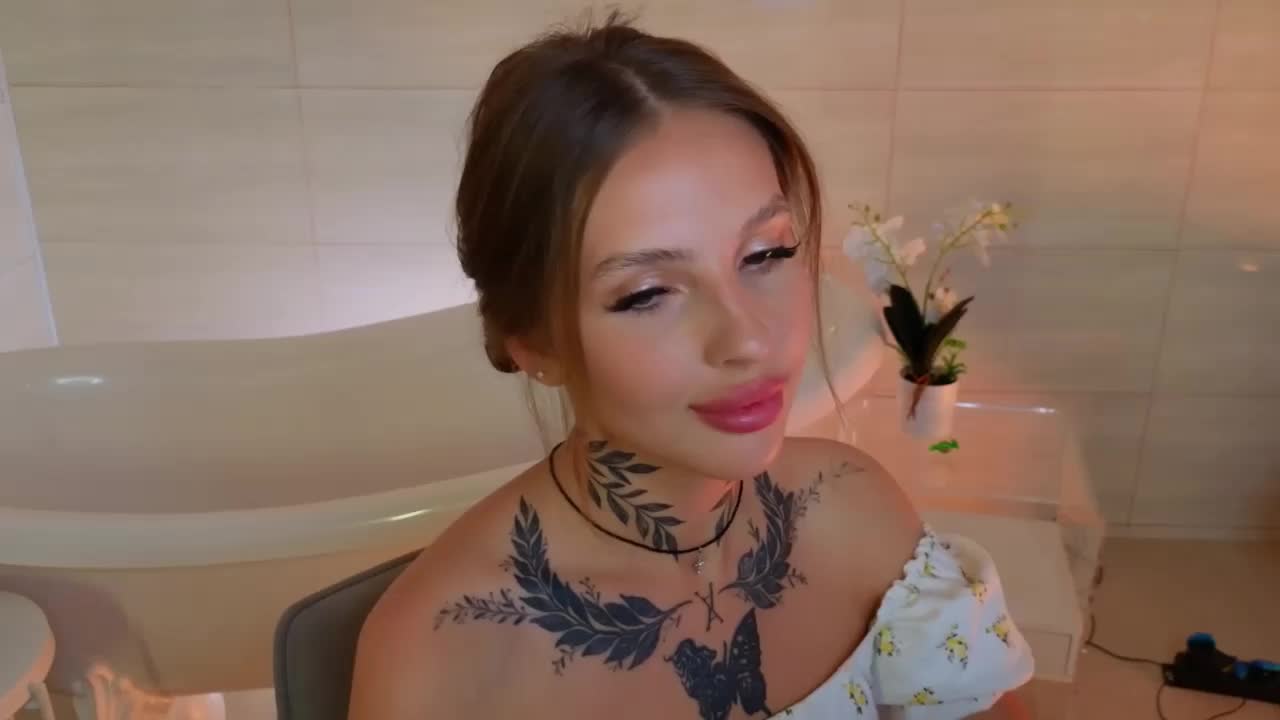 miachill Live Sex December 12, 2025