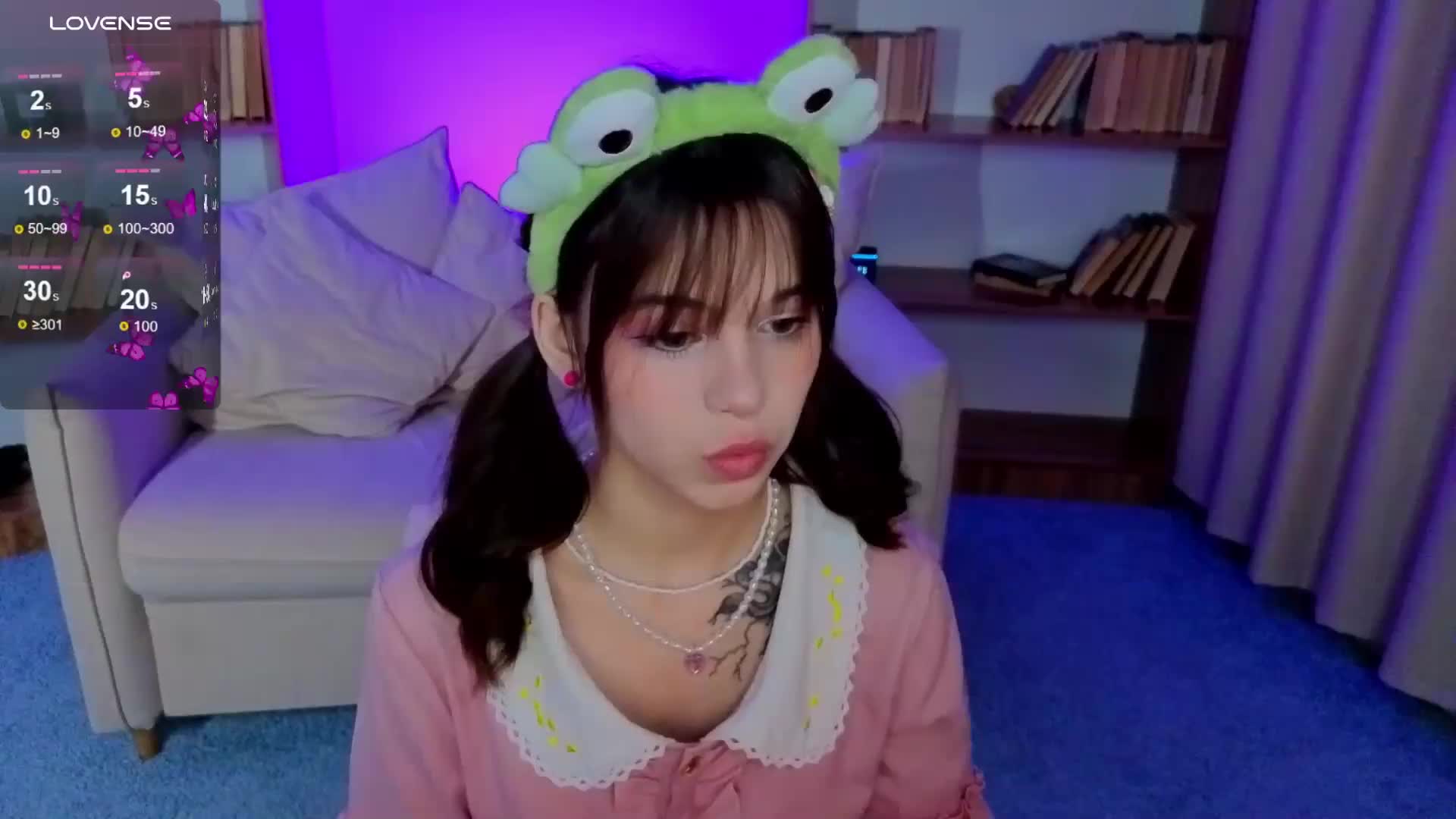 CoralineJones Live Sex December 15, 2025