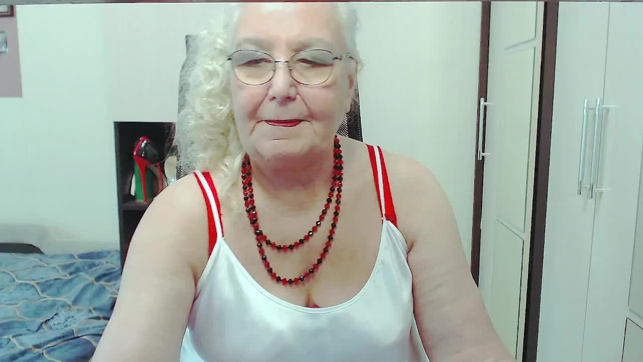 GrannyWants Live Sex December 17, 2025