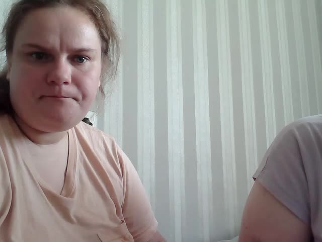 HollyXEva Live Sex December 14, 2025