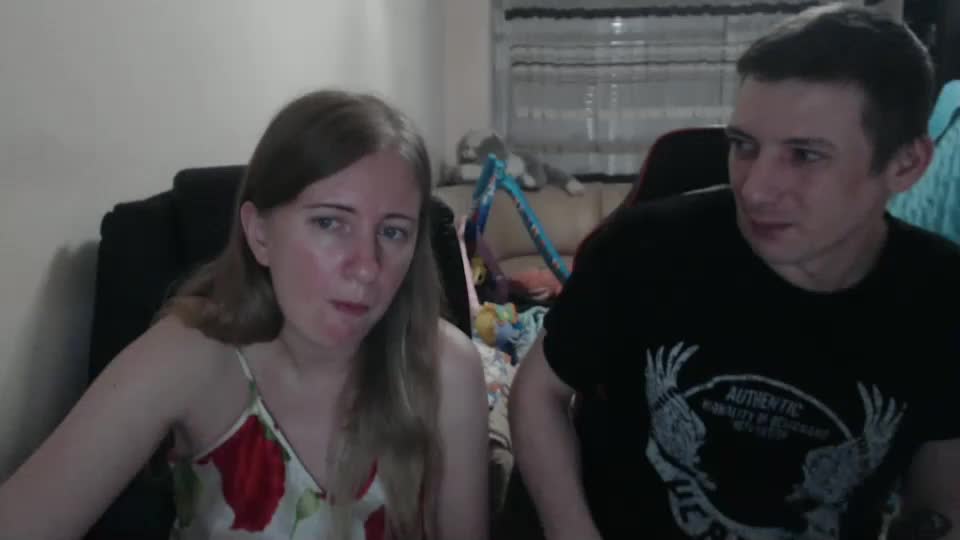 jenisandpeter Live Sex December 14, 2025