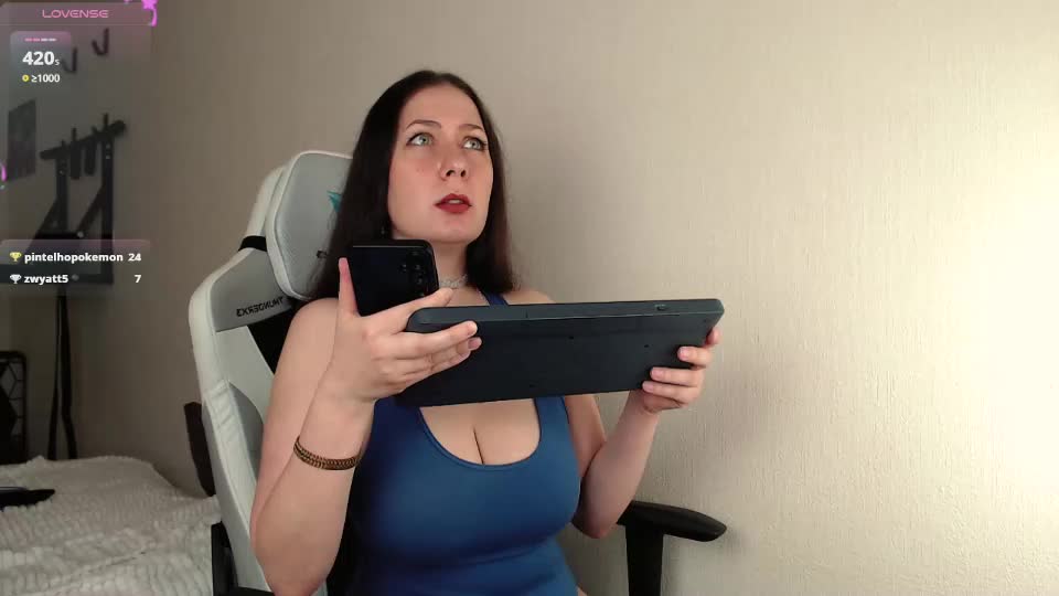 erin_and_johnny Live Sex December 17, 2025