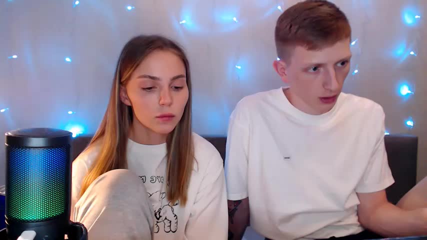 juliaanddima Live Sex December 17, 2025