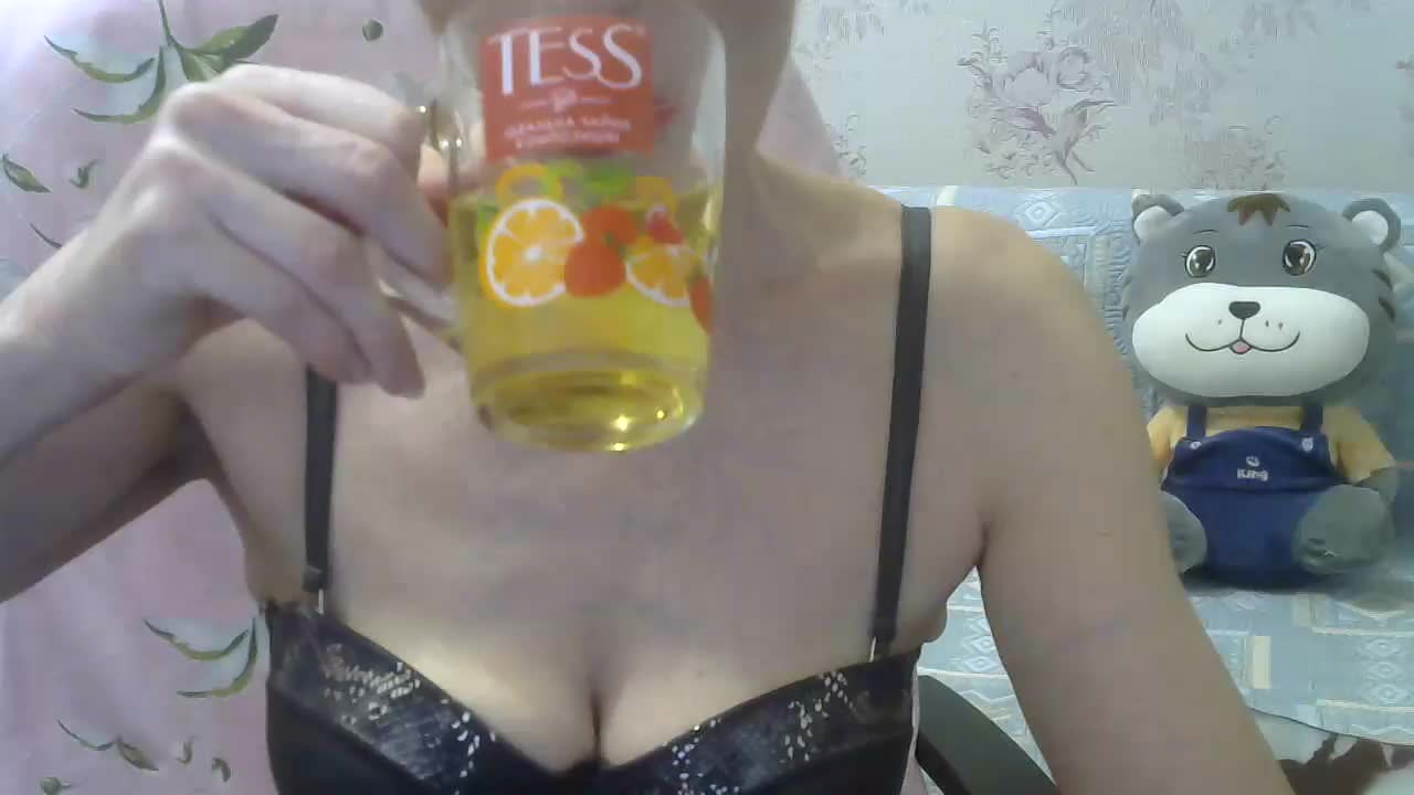 Red-Rose-777 Live Sex December 15, 2025