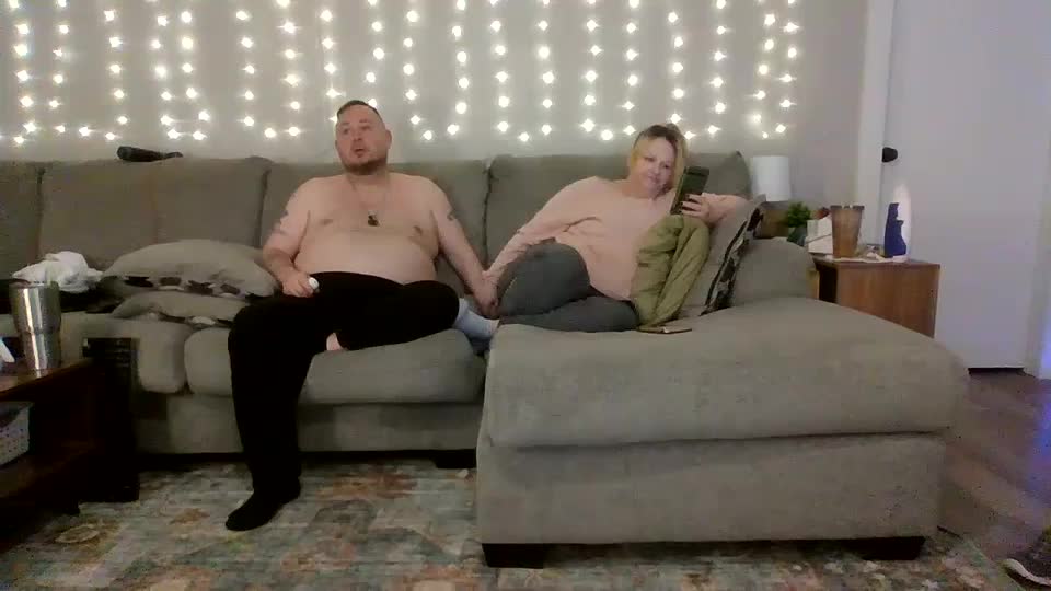 victoriaandjesse Live Sex December 17, 2025