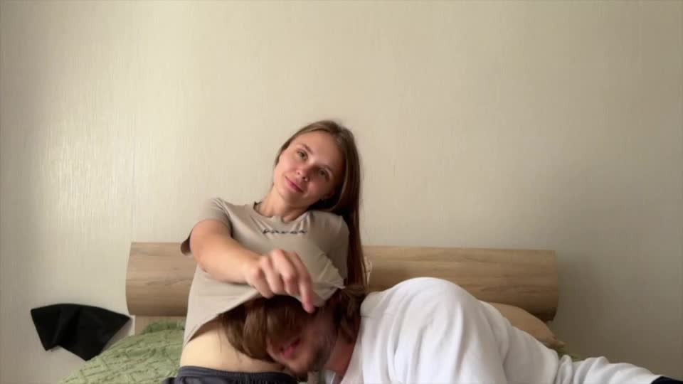 eva_calvin Live Sex December 13, 2025