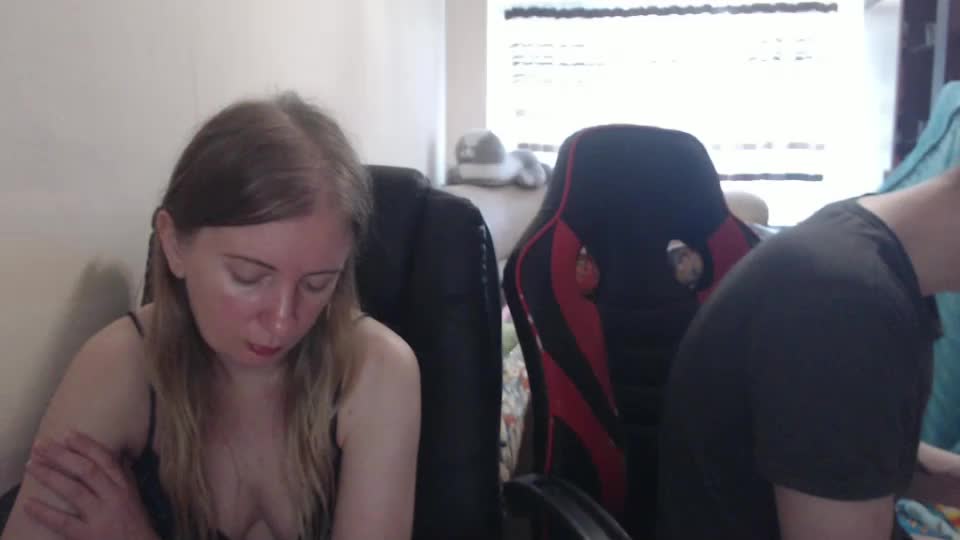 jenisandpeter Live Sex December 14, 2025