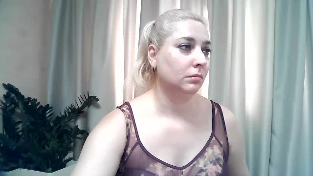 KickaIricka Live Sex December 13, 2025