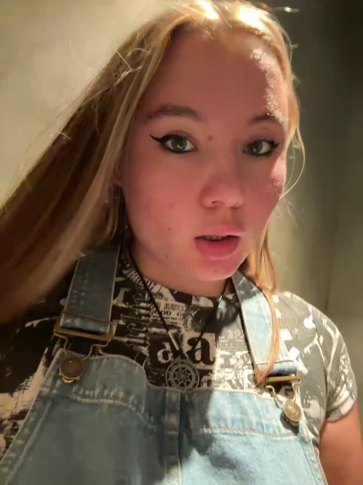 StephanieMur Live Sex December 15, 2025