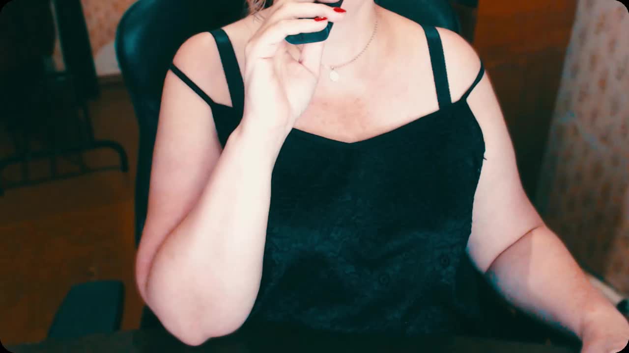 Alisa1917 Live Sex December 14, 2025