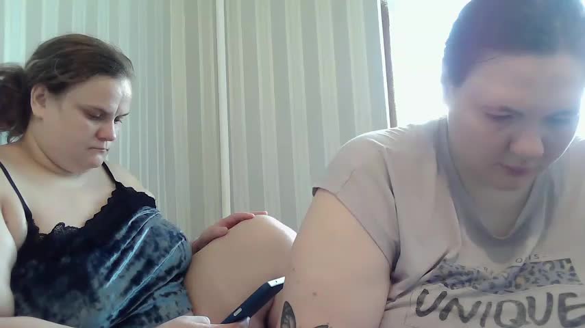 HollyXEva Live Sex December 14, 2025